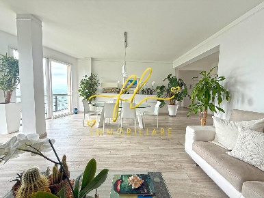 Foto Appartamento a Livorno Accademia - Terrazza Mascagni di 176 m²