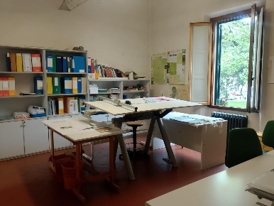 Foto Ufficio a Empoli Centro Storico di 160 m² con 5 locali in vendita