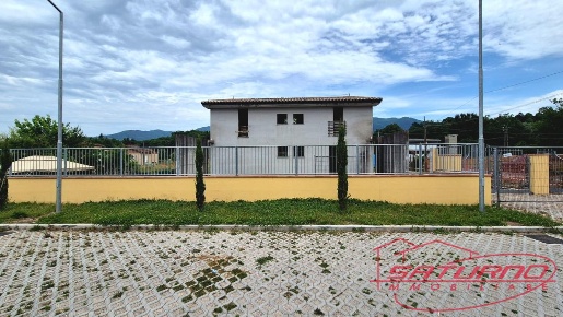 Foto Villa unifamiliare a Capannori Segromigno - San Colombano di 160 m²