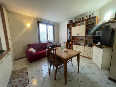 Foto Appartamento in VIA GIULIO DE MICHELI, Covo Centro di 57 m² in vendita