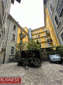 Foto Appartamento in Via T. Taramelli, Milano Zara di 50 m² con 2 locali
