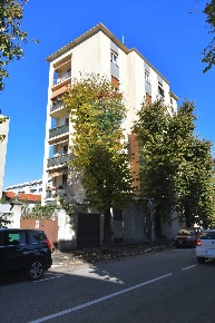 Foto Appartamento in VIALE LOMBARDIA, Busto Arsizio di 137 m² con 4 locali