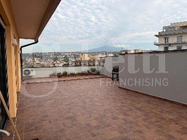 Foto Attico in Duca di Camastra, Catania Rotolo di 170 m² con 6 locali