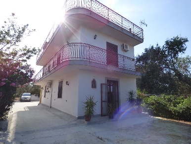 Foto Villa singola in Contrada Accia snc, Santa Flavia di 180 m² in vendita