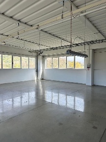 Foto Laboratorio in Subbiano via Signorini, Subbiano Centro di 212 m²