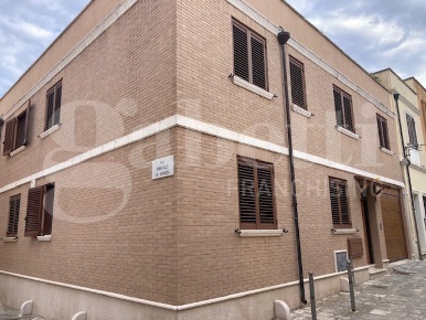 Foto Appartamento in Via De' Villanova 1, Brindisi Centro Storico di 80 m²