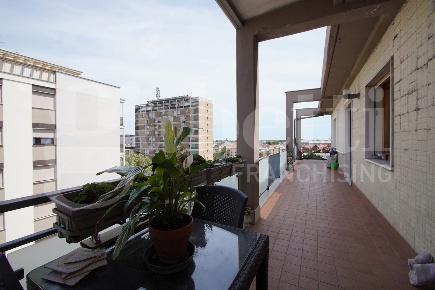 Foto Appartamento in Corso del Popolo, Venezia Mestre di 120 m² in vendita