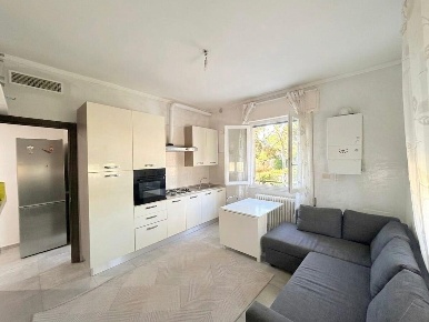 Foto Appartamento in via dossino 21, Monticelli Pavese Centro di 81 m²