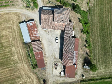 Foto Rustico in pallastrelli, Castell'Arquato di 738 m² con 25 locali