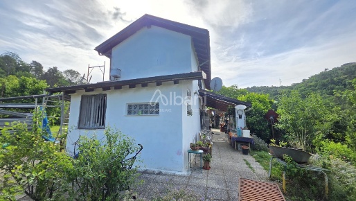 Foto Rustico a Vezzano Ligure La Pieve - San Venerio di 105 m² con 4 locali
