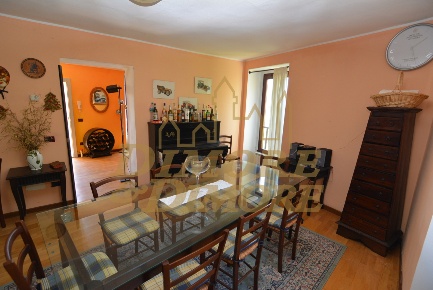 Foto Villa unifamiliare in Strada Provinciale per Miazzina 11, Cambiasca