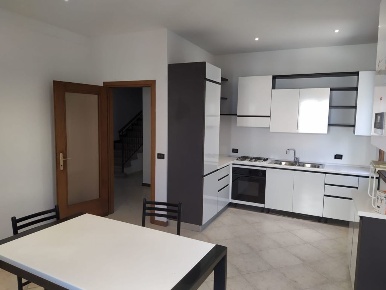 Foto Villa bifamiliare in Vicolo Pio X, Battaglia Terme di 160 m²