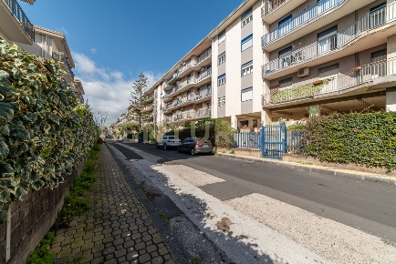 Foto Appartamento in Via Marcellino Giuseppe 8, Catania di 140 m²