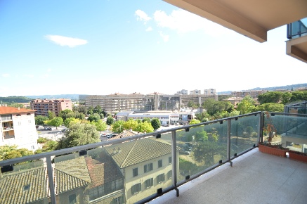 Foto Appartamento in Via Alessandro Manzoni, Perugia di 90 m² con 3 locali
