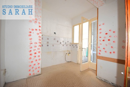 Foto Appartamento in Via Verdi, Viareggio di 120 m² con 5 locali in vendita