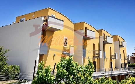 Foto Appartamento in viale garrone, Siracusa Gelone - Cadorna di 100 m²