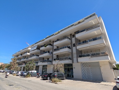 Foto Appartamento in VIA MALCANGI 141, Trani di 99 m² con 3 locali