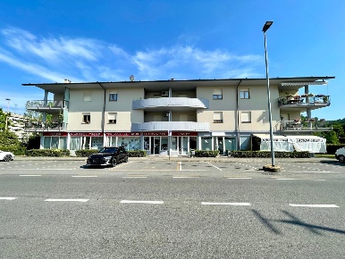 Foto Appartamento in Via Riccardo Terzolo 4, Alba San Cassiano di 100 m²
