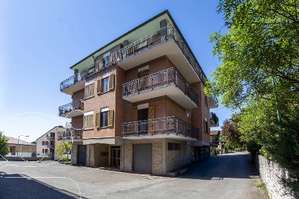 Foto Attico in Via Santo Stefano 3, Todi Centro di 220 m² con 7 locali
