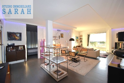 Foto Appartamento in Via Milano, Viareggio di 120 m² con 5 locali