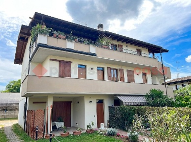 Foto Appartamento in Via GIUSEPPE MOTTA 71/B, Desenzano del Garda di 60 m²