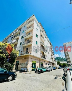 Foto Appartamento in Via Padula 15, Salerno Torrione di 156 m² con 4 locali