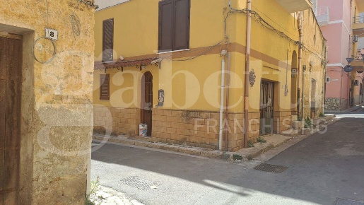 Foto Appartamento in Regalbuto, Bagheria Centro di 70 m² con 2 locali