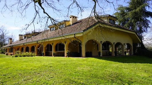 Foto Villa unifamiliare in STRADA MENABO 1, Cellarengo di 930 m² in vendita