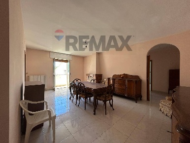 Foto Appartamento in Via Leonardo Da Vinci 7, Ischitella Centro di 104 m²