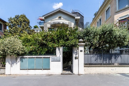 Foto Appartamento in via monte rosa 34, Milano Monte Rosa - Lotto di 63 m²