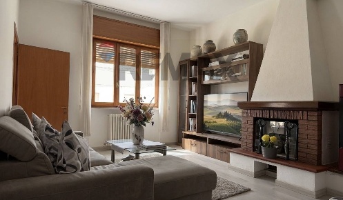 Foto Appartamento in Località Santa Flora Torrita 14, Arezzo Olmo di 111 m²