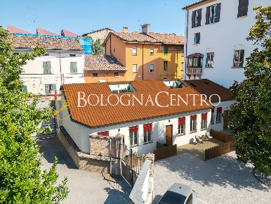 Foto Appartamento in Via Antonio Bertoloni, Bologna Irnerio di 75 m²