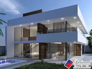 Foto Villa unifamiliare in Via Luisa Tetrazzini, Fondi Centro di 258 m²