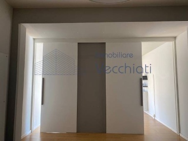 Foto Negozio in via Marconi 9, Treviso Viale Luzzatti di 50 m² con 2 locali