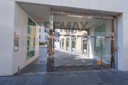 Foto Ufficio in Via Sant'orsola 10/E, Bergamo Centro di 89 m² con 3 locali