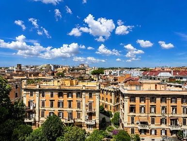 Foto Appartamento in Via Amiterno, Roma San Giovanni di 128 m² con 6 locali
