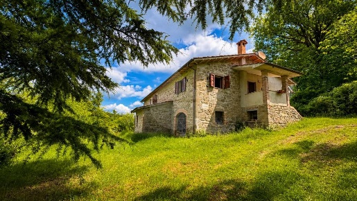 Foto Rustico in Vocabolo Fontanella, Valfabbrica Centro di 371 m²