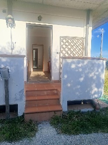Foto Appartamento a Livorno Salviano di 65 m² con 4 locali in vendita