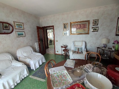 Foto Appartamento a Peccioli Centro di 93 m² con 5 locali in vendita