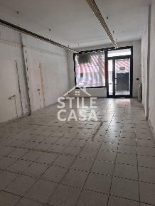 Foto Locale commerciale a Santa Croce sull'Arno Staffoli di 40 m²
