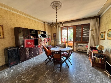 Foto Appartamento a Pisa Santa Maria di 107 m² con 5 locali in vendita
