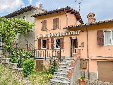 Foto Case semi ndipendenti a Romagnese di 68 m² con 3 locali in vendita