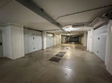 Foto Garage in via toscanini 9, Firenze Novoli di 18 m² con 1 locali