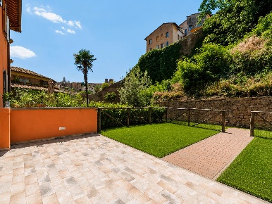 Foto Appartamento a Siena Ravacciano di 95 m² con 4 locali in vendita