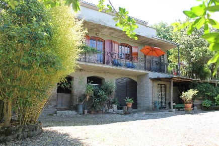 Foto Rustico a Soriano nel Cimino di 515 m² con 9 locali in vendita