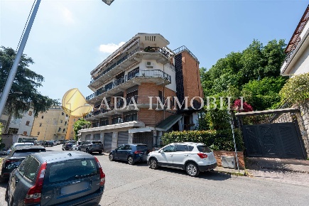 Foto Appartamento in via G. Amantea  23, Cosenza Acquedotto di 250 m²