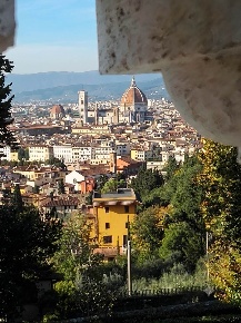 Foto Appartamento a Firenze Campo di Marte di 180 m² con 7 locali