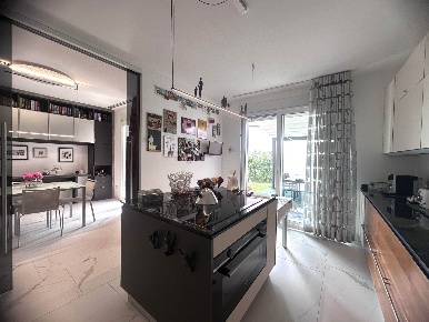 Foto Villa bifamiliare in via Fogazzaro, Osio Sotto di 149 m² con 4 locali
