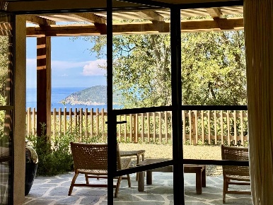 Foto Villa unifamiliare a Portoferraio Scaglieri di 202 m² con 8 locali