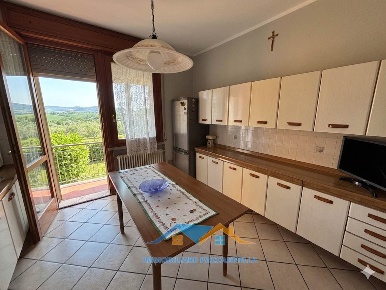 Foto Appartamento a Adria Centro di 130 m² con 6 locali in vendita